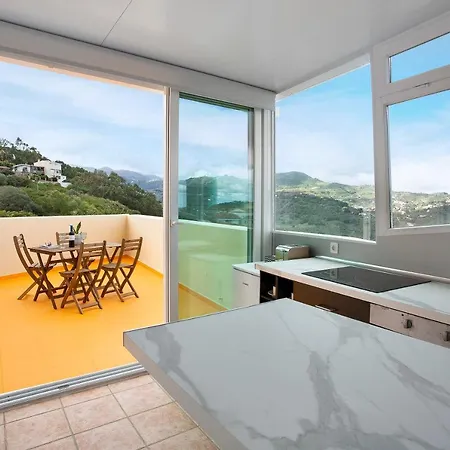 Apartment Carmelo Y Carmela 6 *